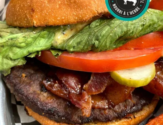 Offrez-vous une soirée burger à petit prix grâce à nos coupons pour le resto pub de hamburgers.